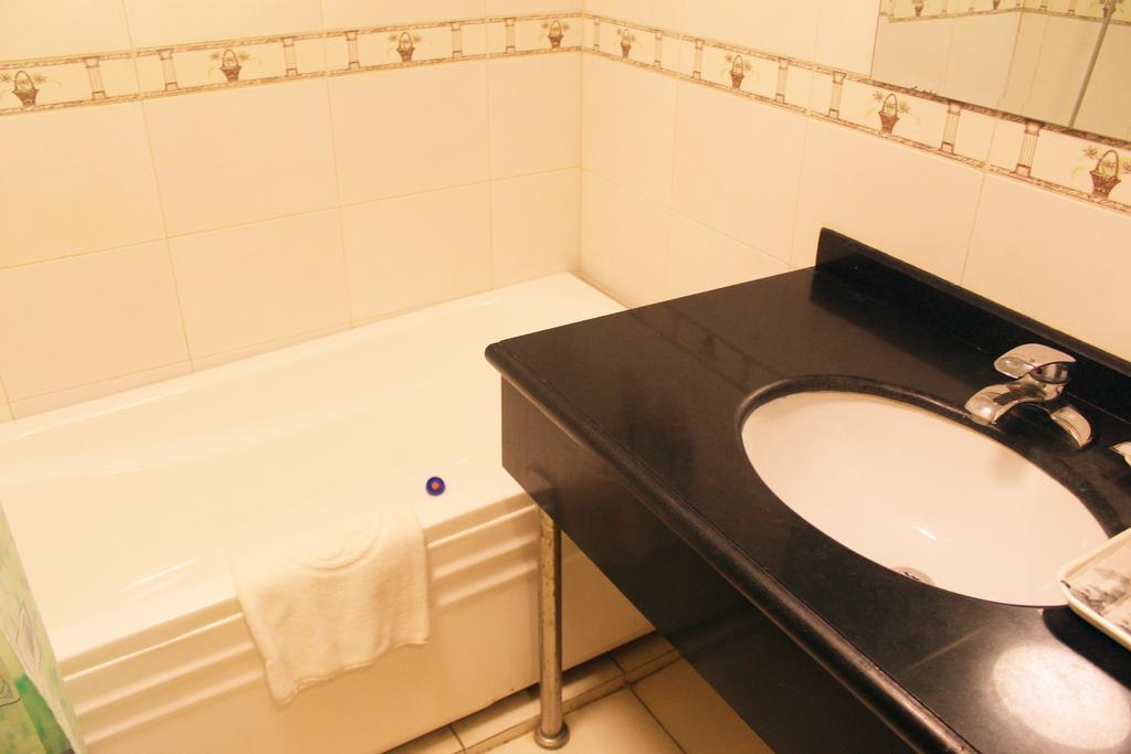 Rongbao Hotel Пекін Екстер'єр фото